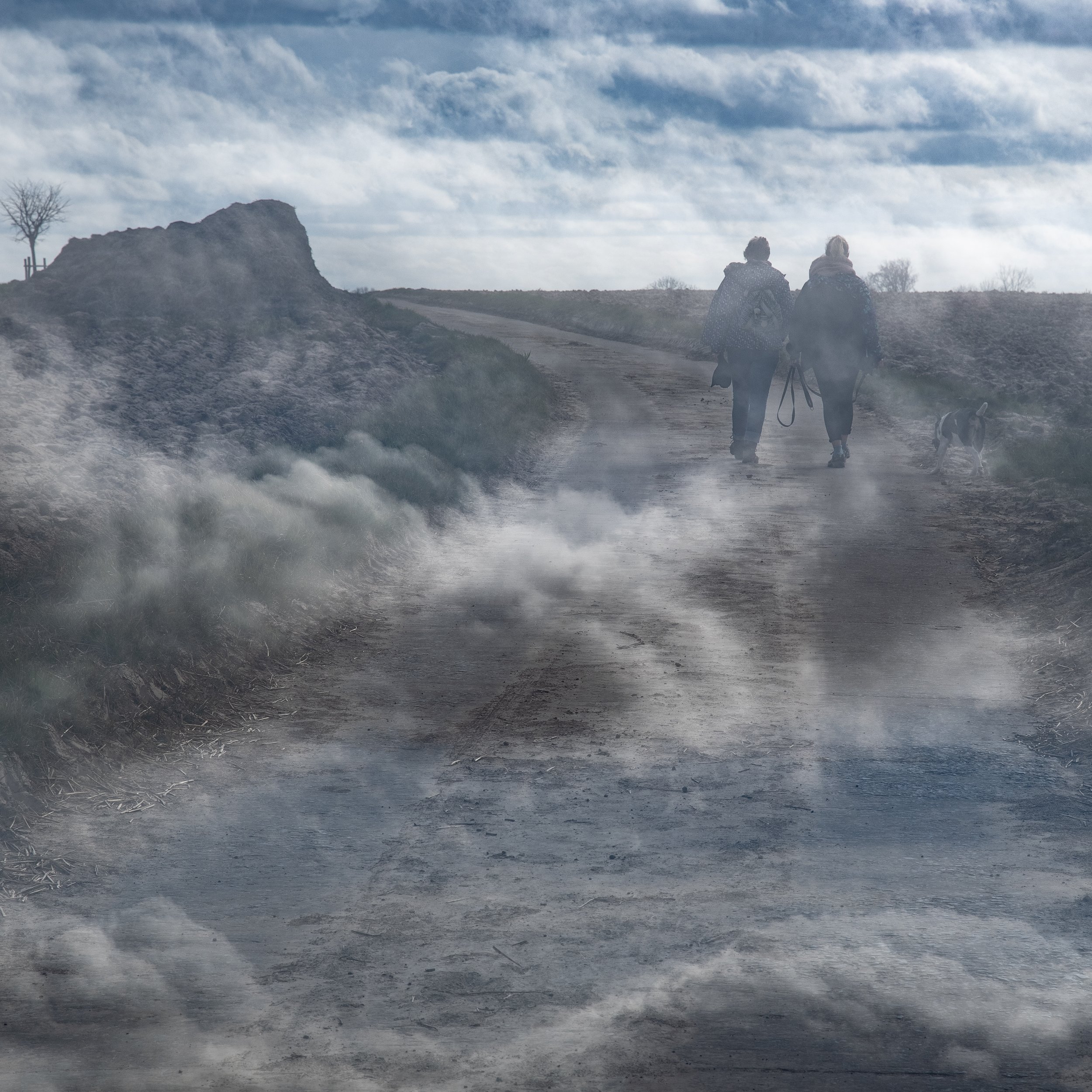 Nuages et chemin, Mont-Saint-Guibert, Belgique 2022